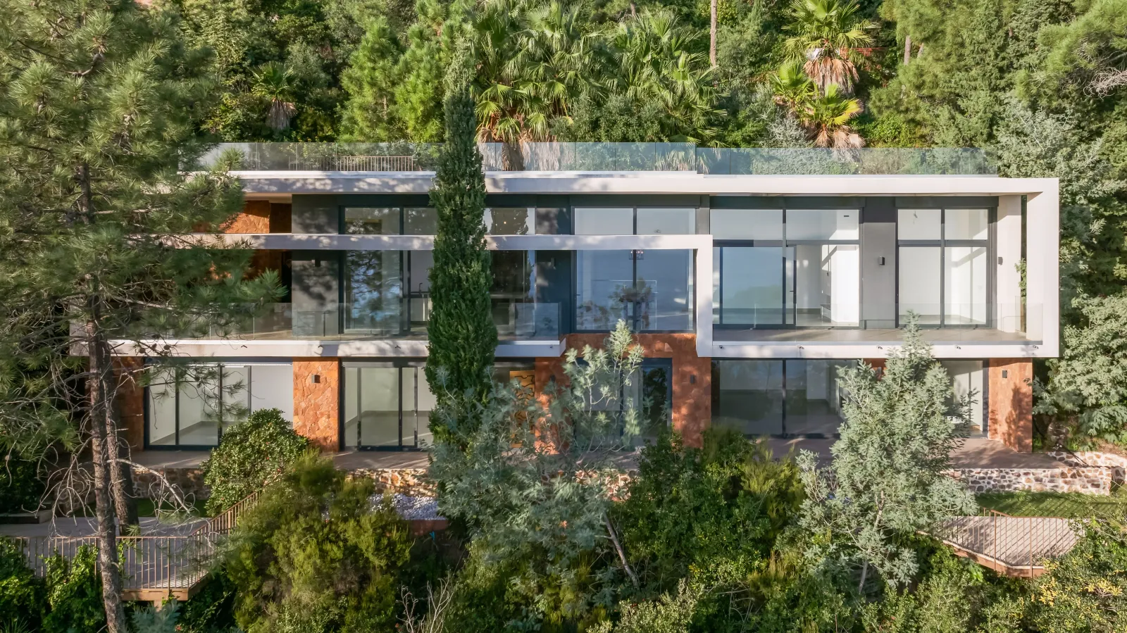 House / Villa in Théoule-sur-Mer — photo 1