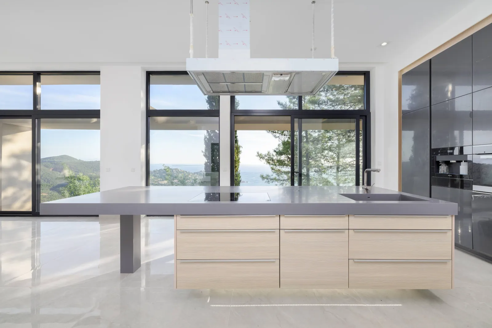 House / Villa in Théoule-sur-Mer — photo 4