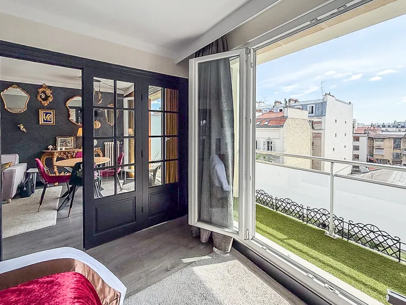 Apartment in Paris — photo 3