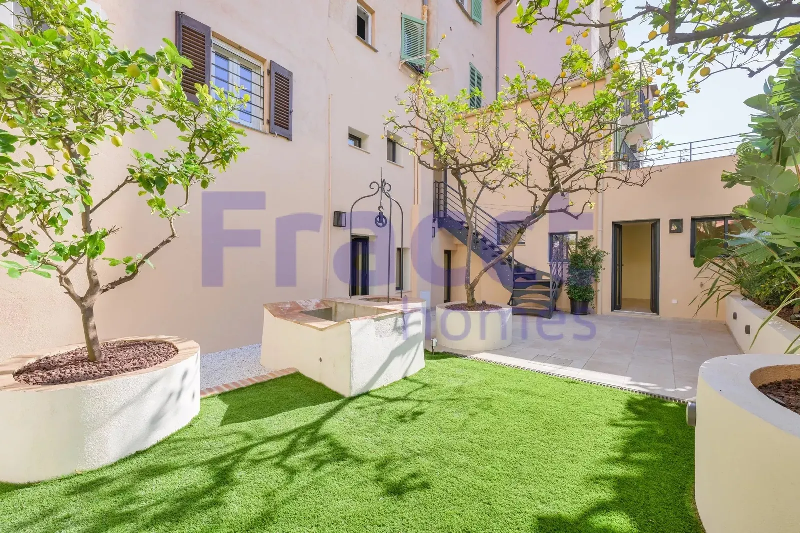 Apartment in Antibes — photo 3
